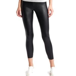 Faux Leather Black 3/4 Leggings Women's Size Medium